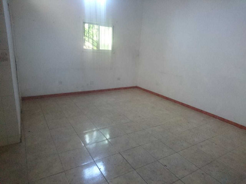 Imagen 2 de 12 de Dpto Tipo Casa 2 Ambientes - Dock Sud