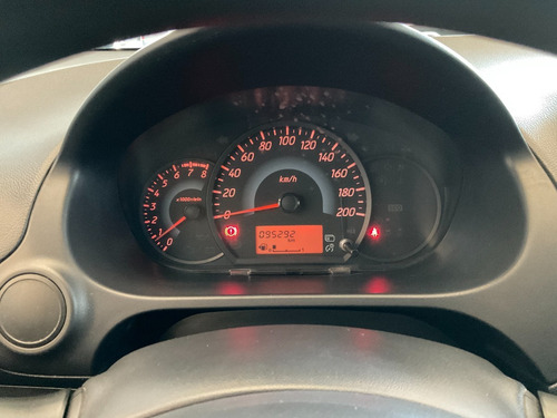 Imagen 6 de 15 de Mitsubishi Mirage Lx 2016
