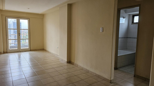 Departamento En Bolívar Al 800