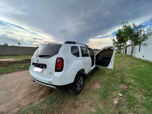 Imagen 3 de 9 de Renault Duster 2018 2.0 Ph2 4x2 Privilege
