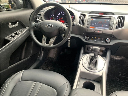 Imagem 10 de 11 de Kia Sportage 2.0 Lx 4x2 16v Flex 4p Automático
