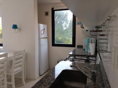 Imagen 6 de 17 de Hermoso Departamento De Un Dormitorio Con Piscina. A 5 Cuadras Del Mar. Cochera Mf. 545612