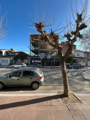 Imagen 17 de 18 de Departamento 2 Ambientes Semipiso Por Corrientes