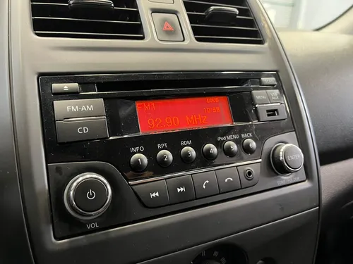Nissan Versa DRIVE 1.6 AUT