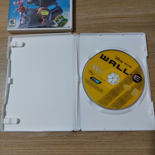 Just Dance 3 + 3 Juegos De Regalo. (Usado)