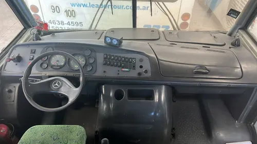 Mercedes Benz Lo915 Minibus Comil 24 Pasajeros / 179.000 Kms