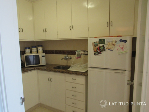 Apartamento En Península- Ref: 826