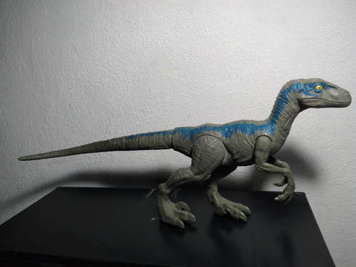 Figura Velociraptor Blue De Jurassik World 