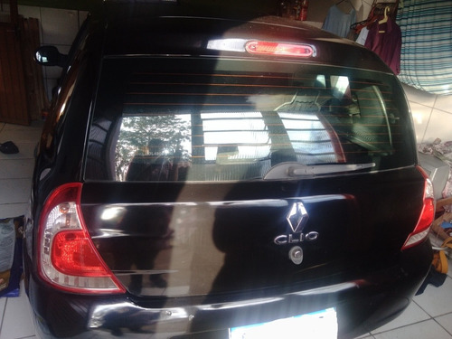 Imagem 4 de 13 de Renault Clio 2013 1.0 16v Expression Hi-power 5p