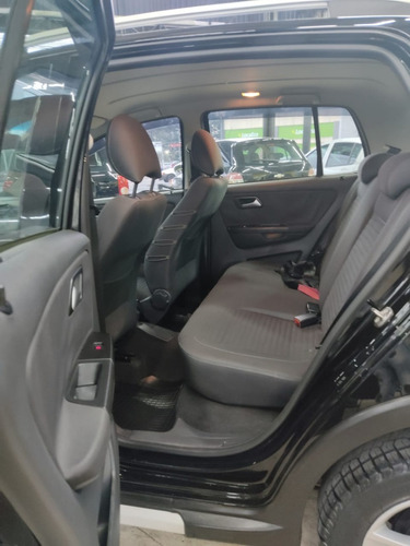 Imagem 8 de 14 de Volkswagen Crossfox