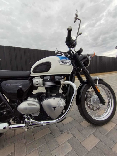 Imagen 2 de 12 de Triumph T100