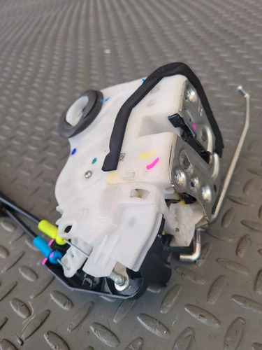 Chapa De Puerta Delantera Derecha Suzuki Ertiga Xl7 2022 (Usado)