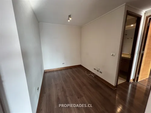Departamento En Arriendo De 3 Dorm. En Las Condes