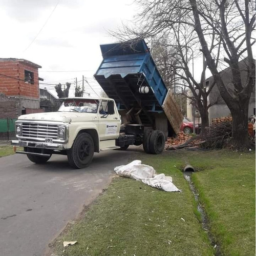 Alquiler Camiones Volcadores, Minicargadoras E Hidroelevador