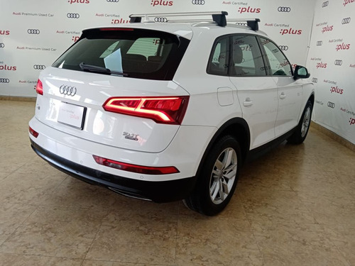 Audi Q5 2.0 L4 Dynamic S-Tronic At