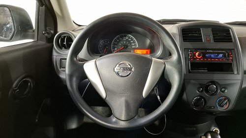 Nissan Versa 1.6 DRIVE AUTO