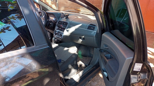 Imagem 6 de 12 de Fiat Punto 2011 1.6 16v Essence Flex Dualogic 5p