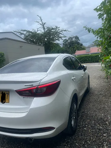 Mazda 2 Sedan 1.5 Grand Touring Lx At