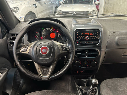Fiat Strada 1.4 MPI FREEDOM CD 8V FLEX 3P MANUAL