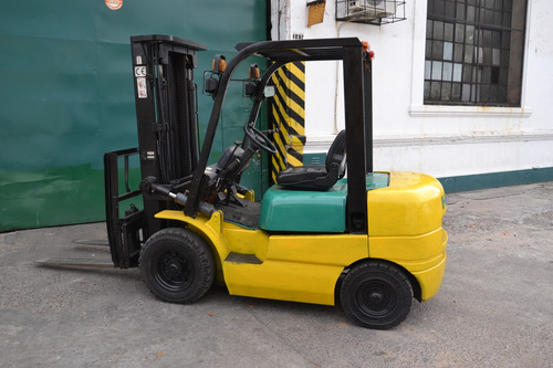 Autoelevador Komatzu Modelo: Fd 257-16d Año: 2008