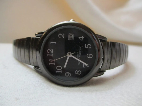 Reloj Para Dama Negro Con Correa Elástica (Usado)