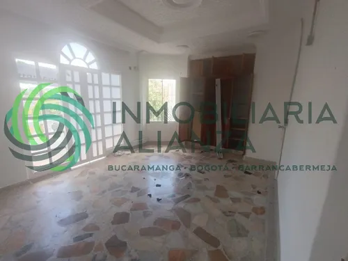 Casa En Arriendo En El Recreo. Cod A17036