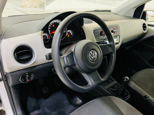 Volkswagen Up! MOVE 1.0 TSI TOTAL FLEX 12V 5P