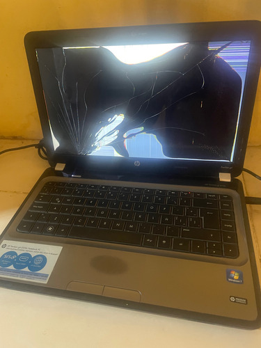 Hp Pavilion G4 1355-la, Amd E2, 4gb Ram, Windows 7 Plateado (Usado)