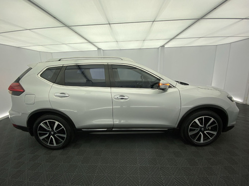 Nissan X-Trail 2.5 Exclusive