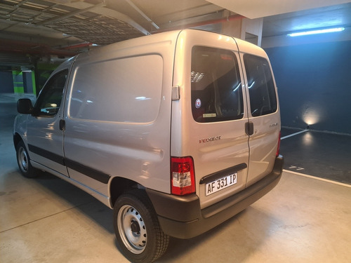 Imagen 12 de 15 de Peugeot Partner Hdi Confort