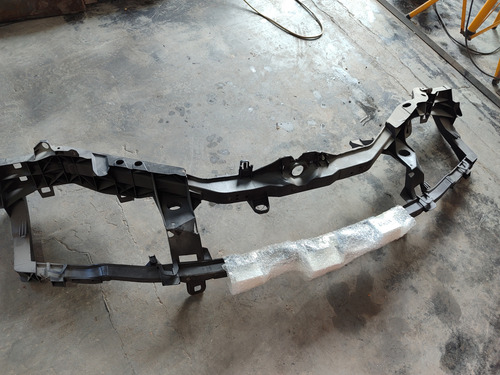 Frente Ford Focus 08/11