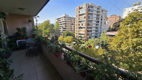 Hermoso, Amplio Y Amoblado Departamento 2d En Providencia