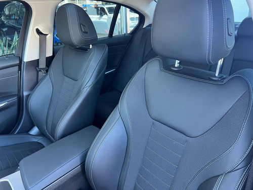 BMW Serie 3 2.0 330E Sedan Sportline