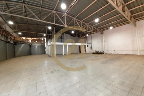 Arriendo Local Comercial Alameda