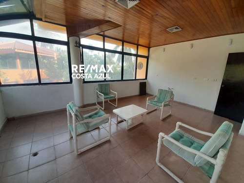 En Venta Town House En El Complejo Mas Grande De La Zona En Caribbean Suites, Tucacas