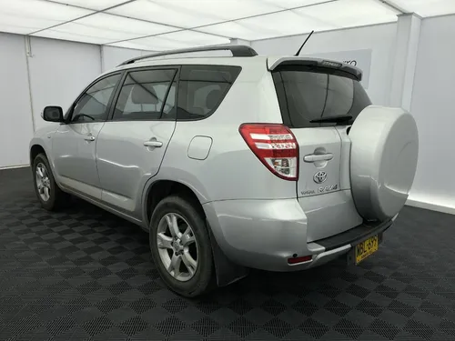 Toyota RAV4 LIFE AT 2.4 4X2
