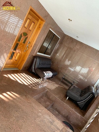 Imagen 2 de 9 de Casa De Dos Niveles Urbanización El Ingenio