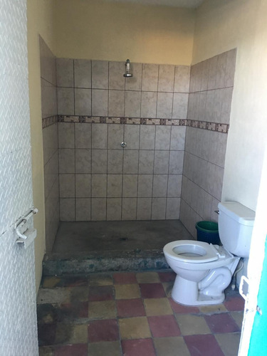 Casa En Venta En Castillo Lara, Zona 7