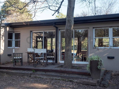 Imagen 5 de 30 de 31 Entre 421 Bis Y 422 Casa De Tres Dormitorios En Venta ,villa Elisa