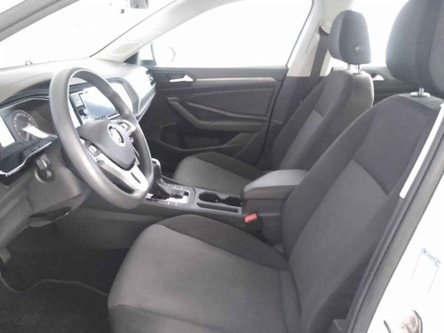 Imagen 9 de 14 de Volkswagen Jetta 2019 4p Comfortline L4/1.4/t Aut