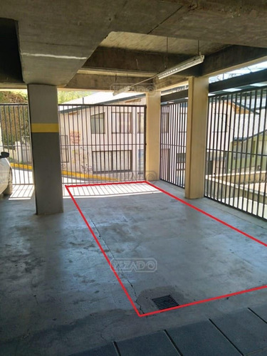 Imagen 3 de 8 de Cochera Fija En Venta Ubicado En Centro De Bariloche, Bariloche
