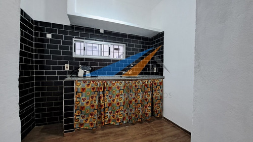 Imagen 5 de 11 de Alquiler Casa 1 Dormitorio. Cochera Y Patio En Belvedere!