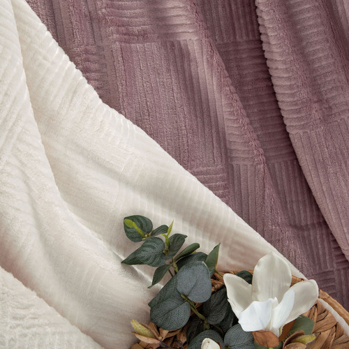 Imagen 2 de 6 de Frazada 1 1/2 Pl Alcoyana De Flannel Sonic Embossed Premium