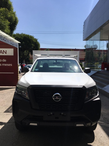 Imagen 1 de 8 de Nissan Np 300 Estacas 2022