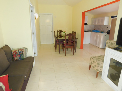 En Samaná, Republica Dominicana, Villas Listas Para Mudarse, Dos Habitaciones Con Sus Baños, ¡sala, Comedor, Cocina, Terraza Techada Y Patio En El Residencial Bahía De Los Dioses!