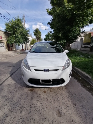 Ford Fiesta Kinetic Design 1.6 Design 120cv Titanium 2011