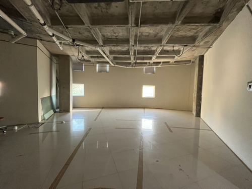 Consultorio En Renta Centro Médico Ave Monterrey