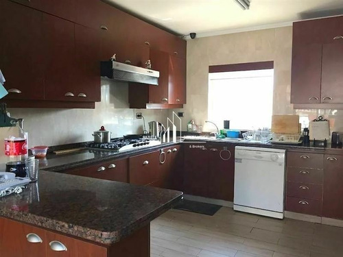 Imagen 10 de 18 de Casa En Venta De 5 Dorm Mas Servicios. En Concón