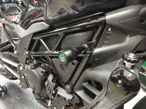 Imagen 3 de 5 de Sliders De Motor Benelli 502c Cruiser Agrobikes