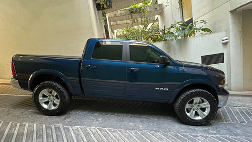 Dodge Ram 1500 Laramie 5.7 V8 4x4 Smart Garage